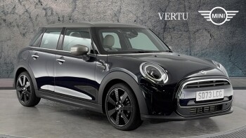 MINI Hatchback 1.5 Cooper Exclusive 5dr Auto Petrol Hatchback